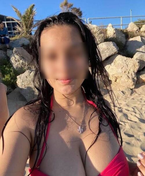 Karla cherche une aventure discrete