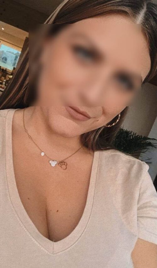 Alexane dispo pour une rencontre coquine a Montreuil