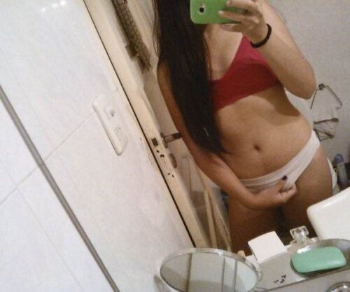 Ashley dispo pour une rencontre discrete a Montauban