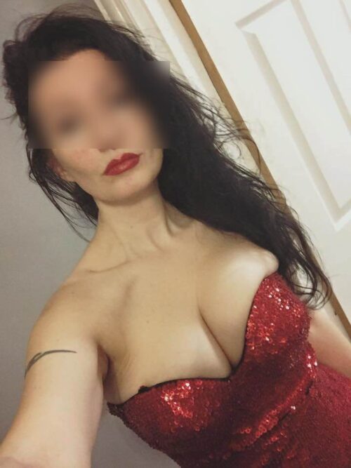 Maelyne dispo pour un plan sexe discret a Creteil