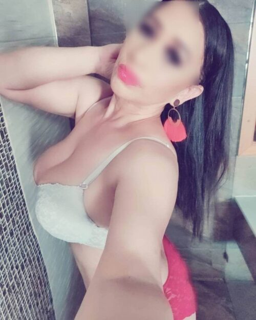 Ariane je viens de tomber sur ce site de rencontre sexe pour faire des rencontres coquines avec un ou plusieurs hommes